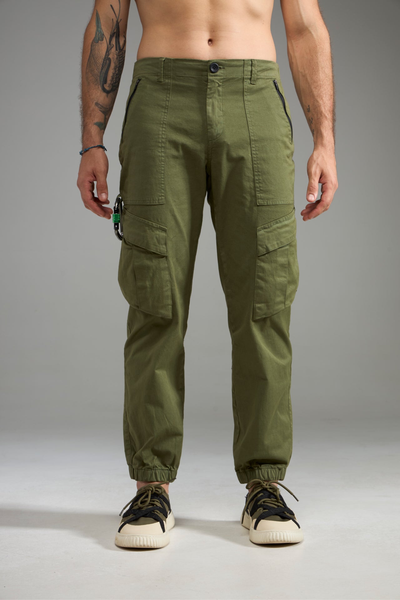 Pantalones cargo para hombre